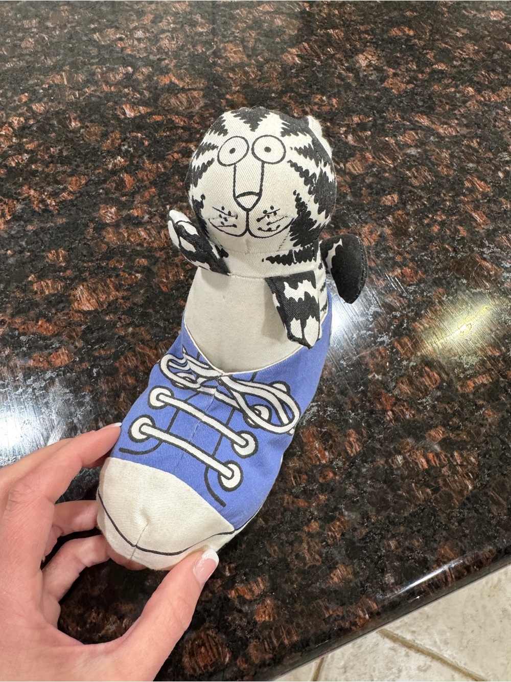 Rare Collector Vintage 1980 B. Kliban Cat in Blue Sneaker Plush Toy